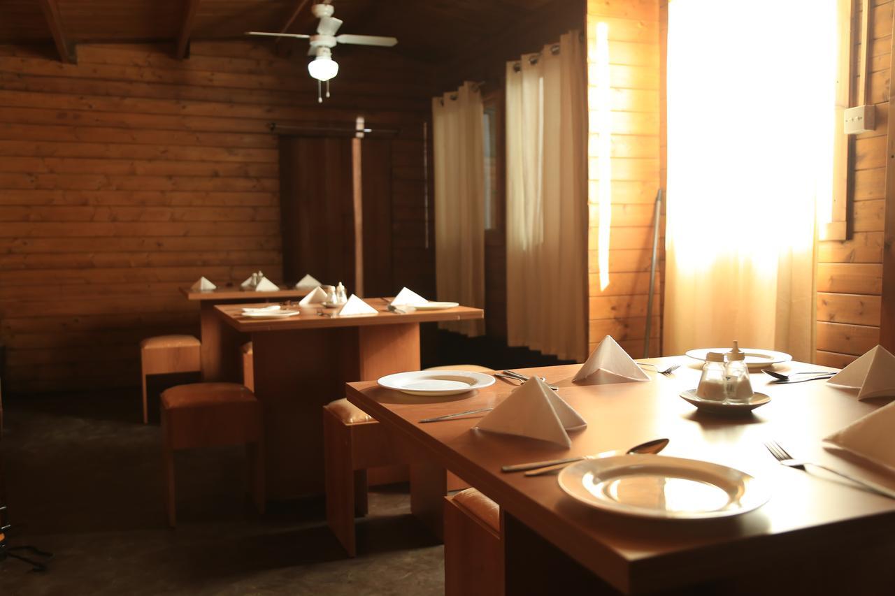 Ma Oya Retreat Pinnawala 宾那伟拉 外观 照片